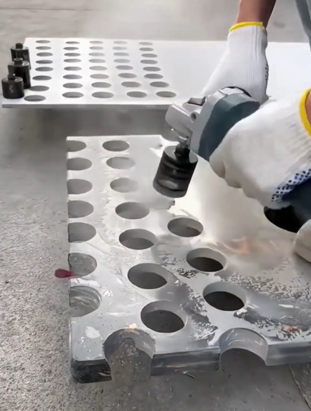 瓷砖打孔了用什么堵(瓷砖打孔了用什么堵最好) 瓷砖打孔了用什么堵(瓷砖打孔了用什么堵最好)